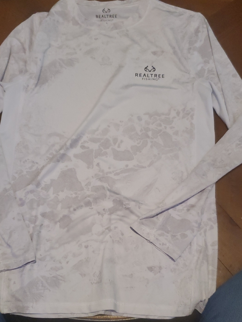 Realtree White & Light Gray Camo Long Sleeve Performance Shirt